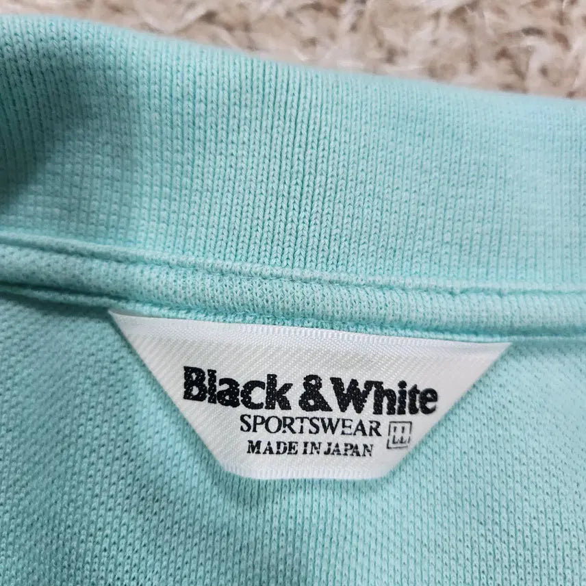 [SOLD OUT] (빈티지박스)블랙앤화이트 정품 반팔 티셔츠 남성110
