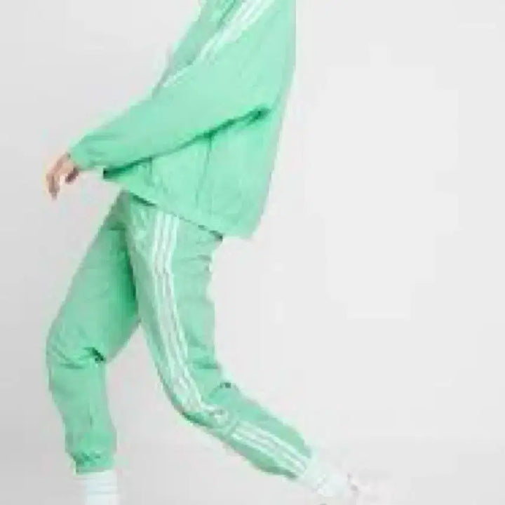 [BUNJANG] Adidas Woven Jogger Pants Mint [M] / [택포] [M] 아디다스 우븐 조거팬츠 민트