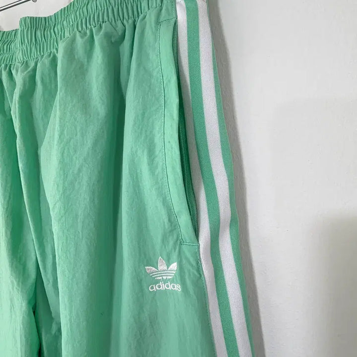 [BUNJANG] Adidas Woven Jogger Pants Mint [M] / [택포] [M] 아디다스 우븐 조거팬츠 민트