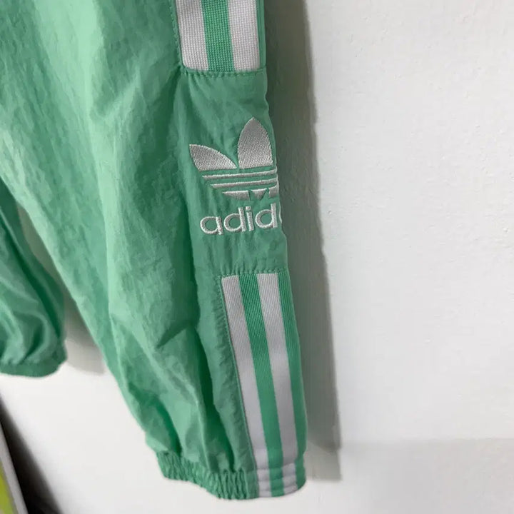[BUNJANG] Adidas Woven Jogger Pants Mint [M] / [택포] [M] 아디다스 우븐 조거팬츠 민트