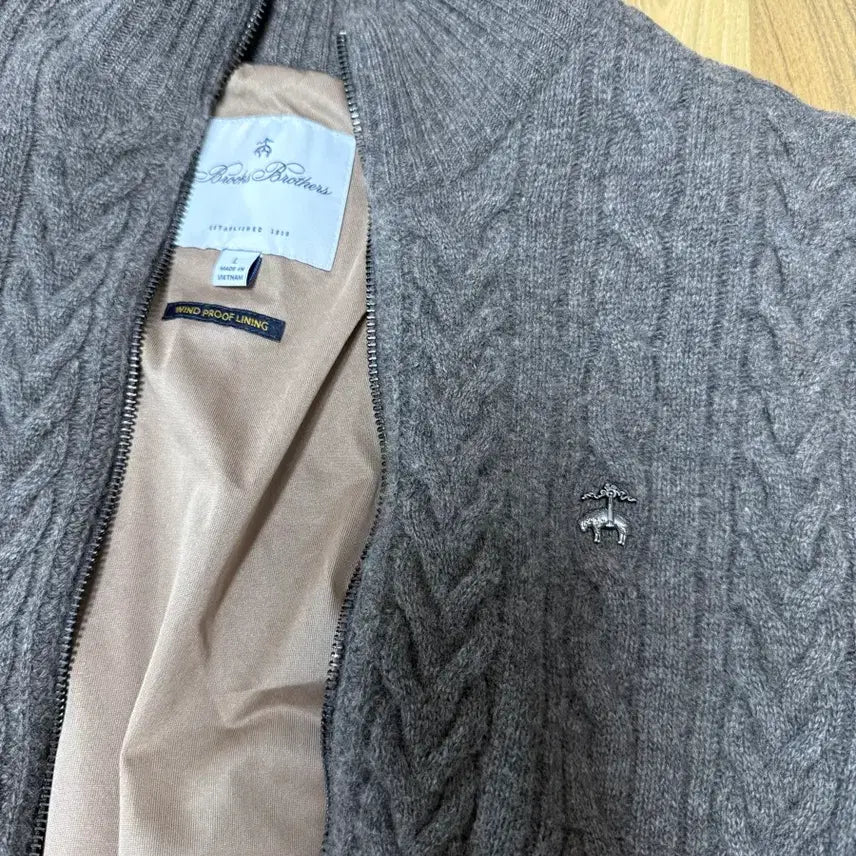 [SOLD OUT] 브룩스브라더스 윈드스토퍼 니트집엄