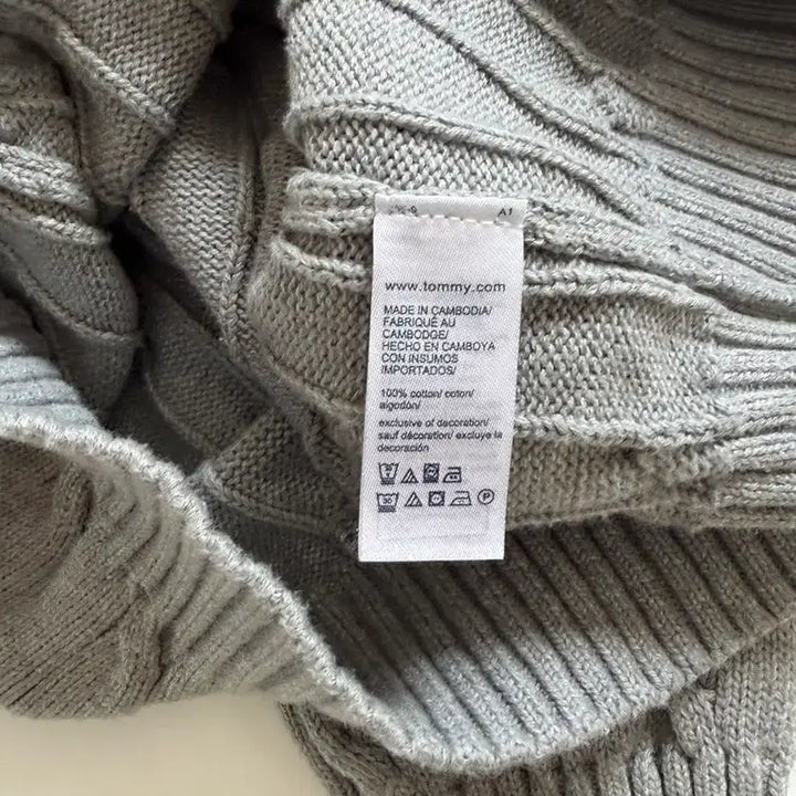 [SOLD OUT] Tommy 타미힐피거 플래그자수 그레이컬러 코튼 케이블 니트