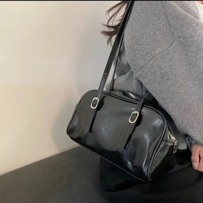 [BUNJANG] DailyEs Vintage Leather Tote Bag / 데일리에스 빈티지 레더 가죽 보부상 숄더백 도트백 가방