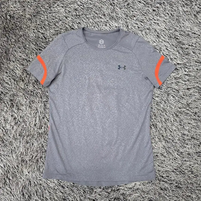 [BUNJANG] Under Armour Embossed Short Sleeve T-shirt (Men&