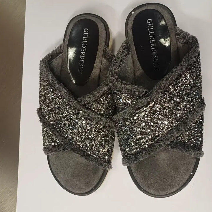 [BUNJANG] Glitter Cross Slippers - Size 230 / 글리터 크로스 슬리퍼 230