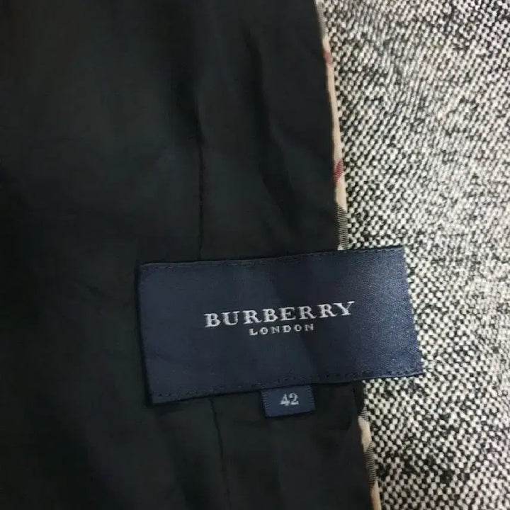 [BUNJANG] Burberry Woman Angora Fur Herringbone Wool Jacket (Gray, 66) / (일본판) 버버리 우먼 앙고라퍼 헤링본 울 럭셔리 자켓 그레이 (66)