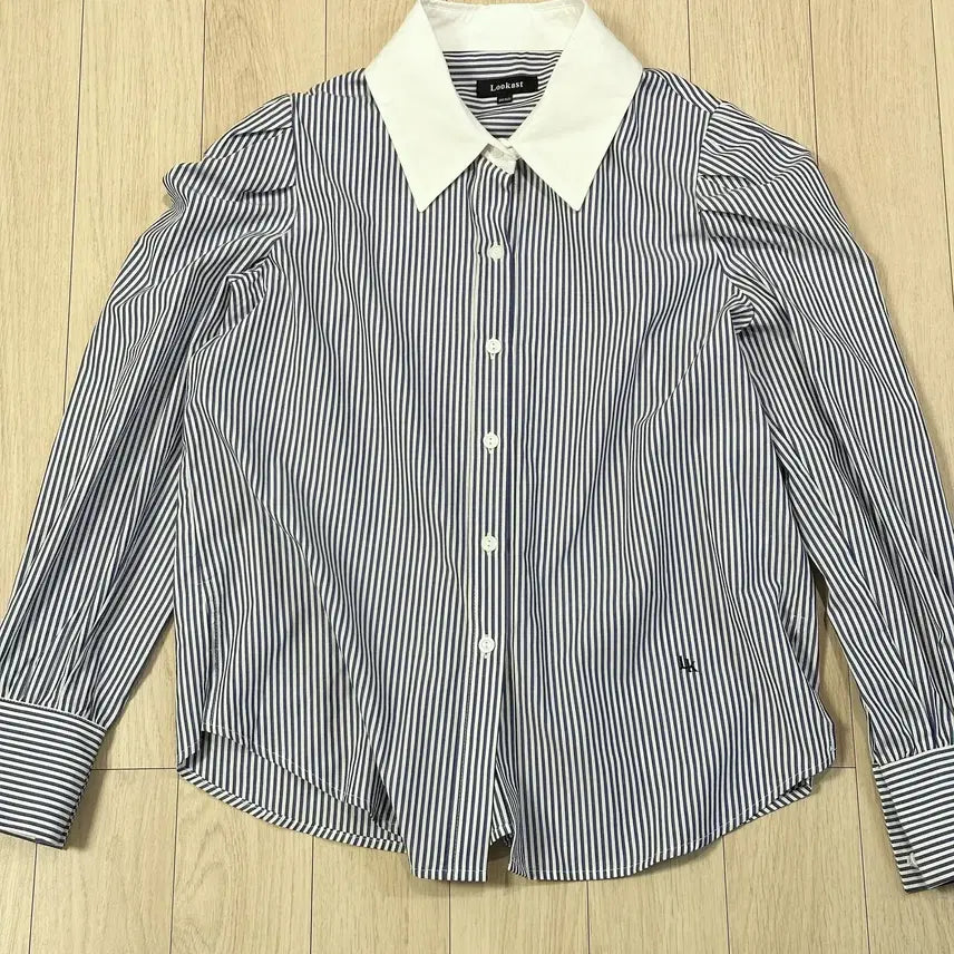 [BUNJANG] Lookast Blue Claire Stripe Blouse / 룩캐스트 블루 클레어 스트라이프 블라우스