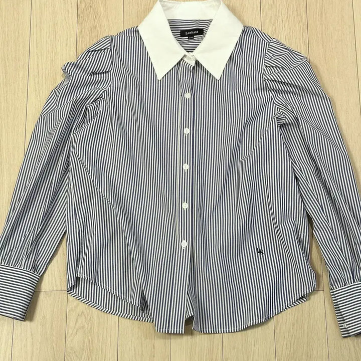 [BUNJANG] Lookast Blue Claire Stripe Blouse / 룩캐스트 블루 클레어 스트라이프 블라우스