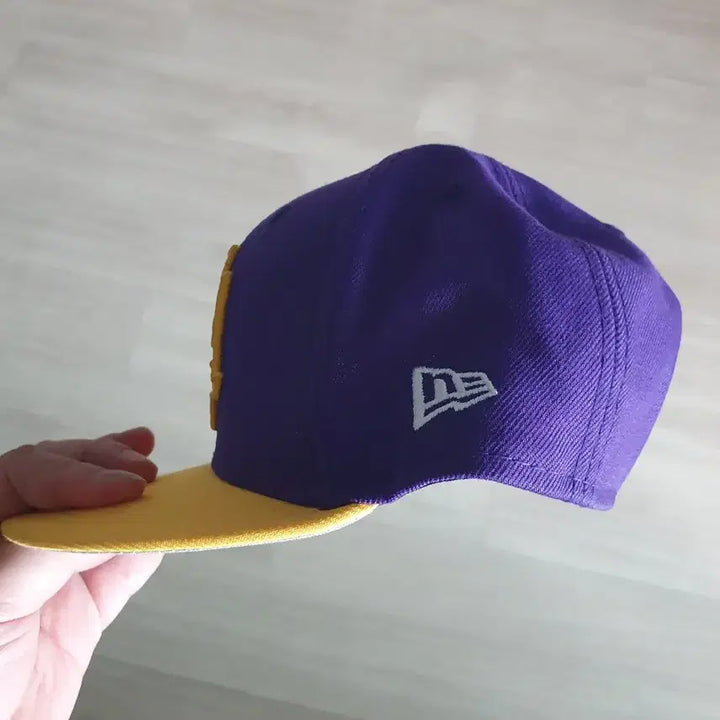 [BUNJANG] New Era LA Lakers NBA 75th Anniversary Snapback Hat / 뉴에라 LA레이커스 NBA 75주년 농구 스냅백 모자 프리 사이즈 팝니다