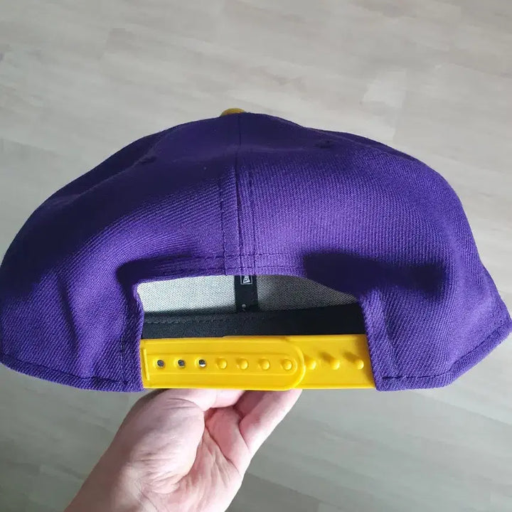 [BUNJANG] New Era LA Lakers NBA 75th Anniversary Snapback Hat / 뉴에라 LA레이커스 NBA 75주년 농구 스냅백 모자 프리 사이즈 팝니다
