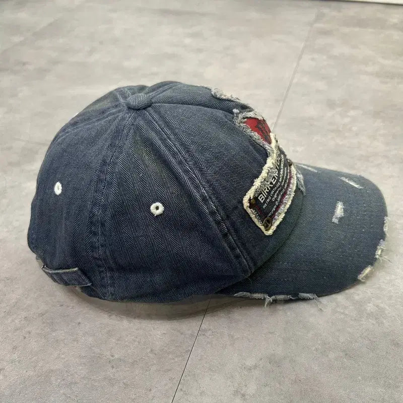 [SOLD OUT] 버켄스탁 십자가패치 빈티지 Y2K 그런지 데미지 데님 볼캡 모자