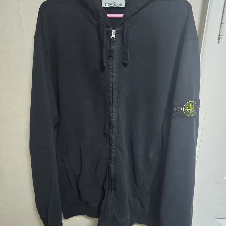 [SOLD OUT] (25FW/새상품급)스톤아일랜드 블랙  후드집업 XXL 급처