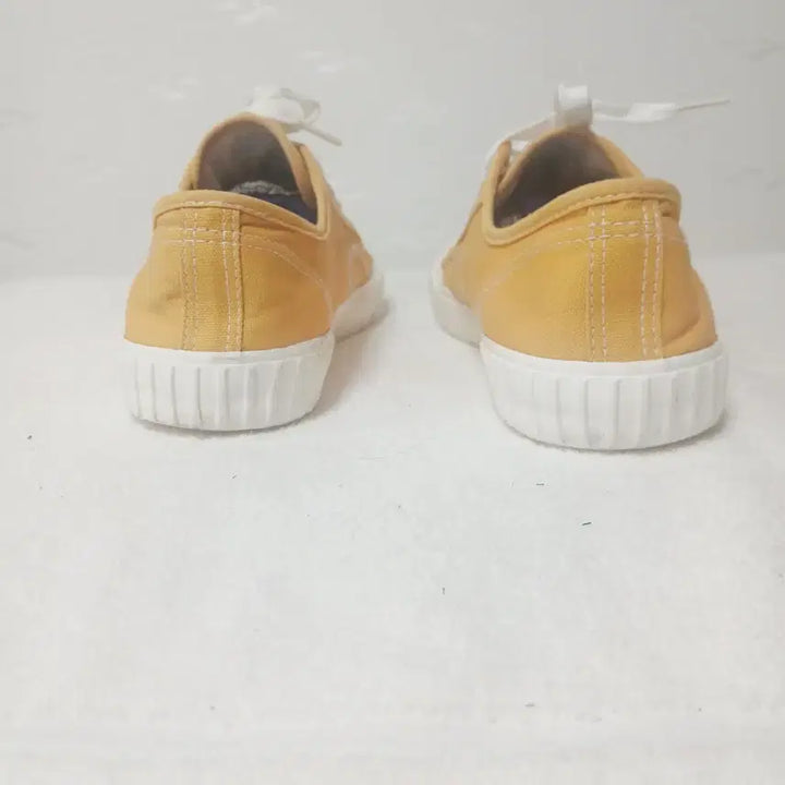 [SOLD OUT] (36) 브레이드코 스니커즈 275mm