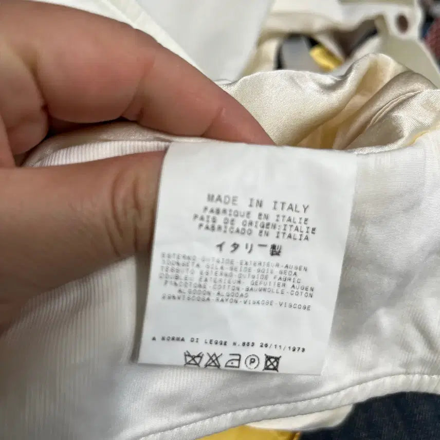 [BUNJANG] Gianfranco Ferre Halterneck Crop Top / 지안프랑코 페레 Gianfranco ferre 홀터넥 크롭탑