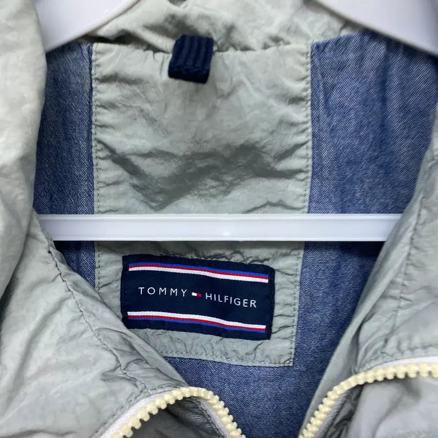 [BUNJANG] Tommy Hilfiger Nylon Windbreaker Jacket / 타미힐피거 나일론 바람막이 95