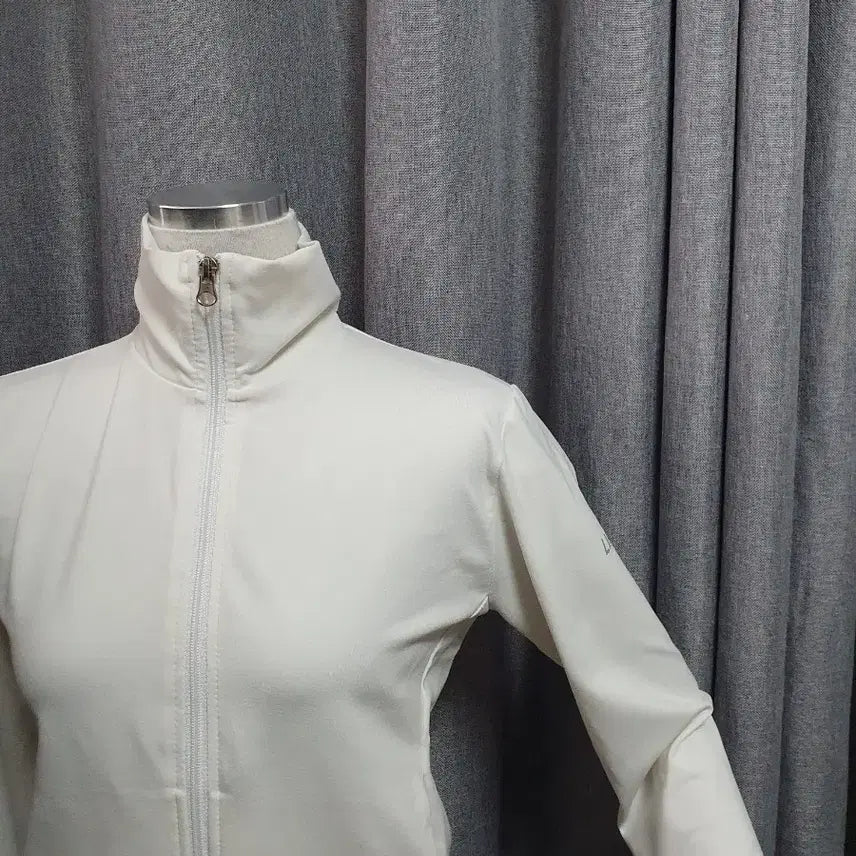 [BUNJANG] LipHop Hot Girl White Zip-up Jacket / 립합 핫걸 화이트집업