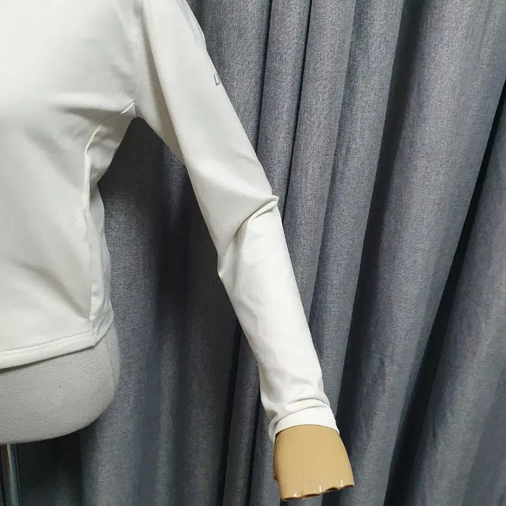 [BUNJANG] LipHop Hot Girl White Zip-up Jacket / 립합 핫걸 화이트집업