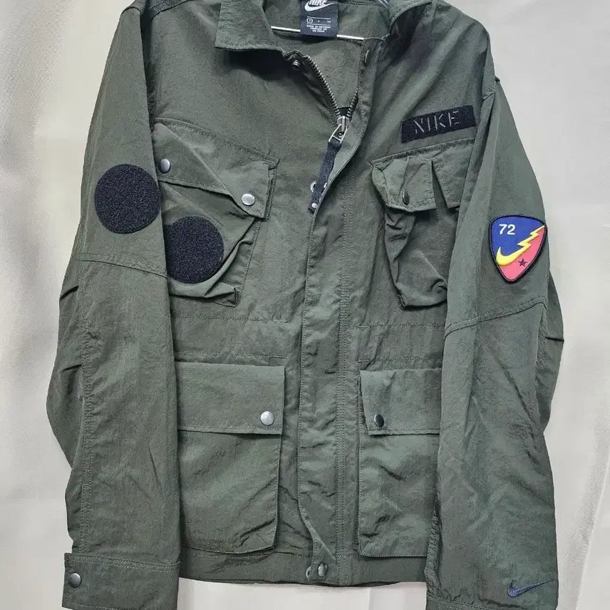 [SOLD OUT] 나이키 카키 야상 점퍼