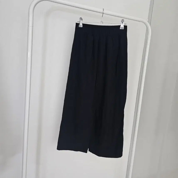 [BUNJANG] Baslak Long Slit Skirt / 