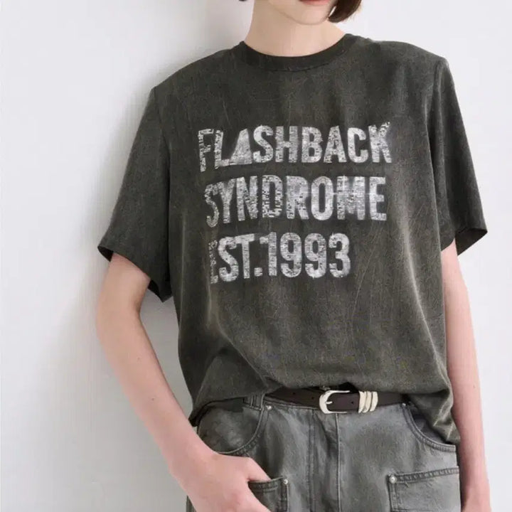 [SOLD OUT] 타임 크리스탈 레터링 크링클 이펙트 티셔츠