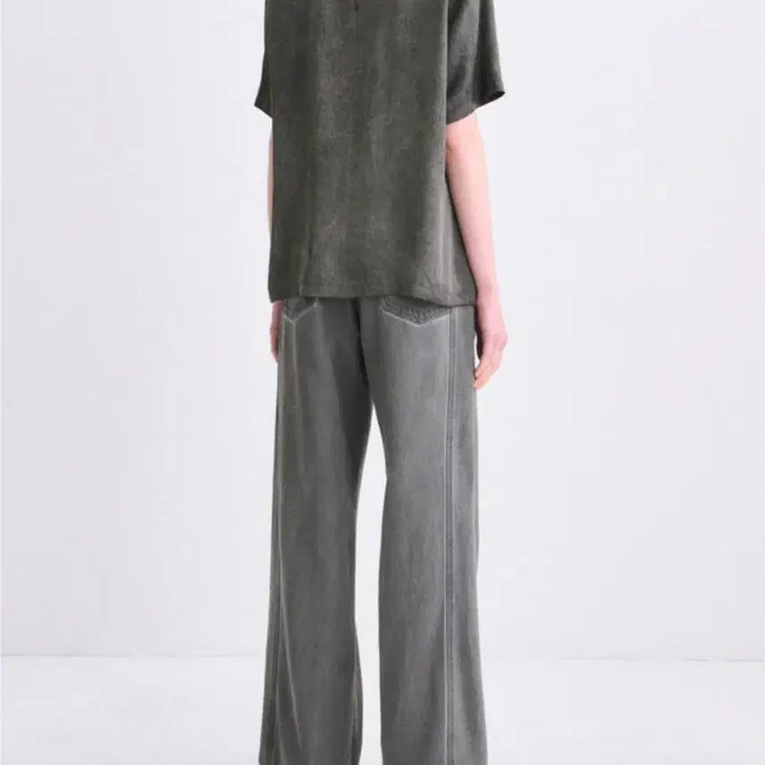 [SOLD OUT] 타임 크리스탈 레터링 크링클 이펙트 티셔츠