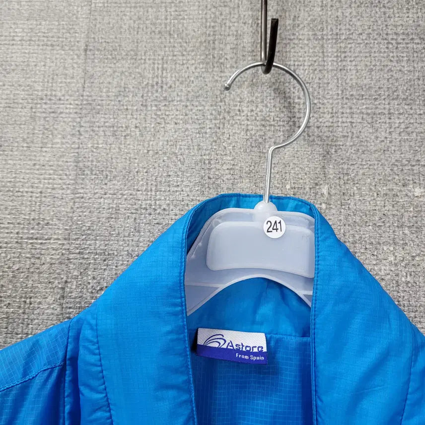 [SOLD OUT] ㅎ241 바람막이 100
