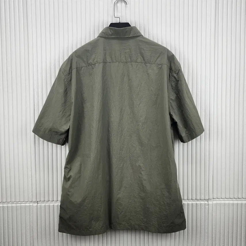 [BUNJANG] Olzen Solid Nylon Pocket Short Sleeve Shirt / [100]올젠 솔리드 나일론 포켓 반팔셔츠