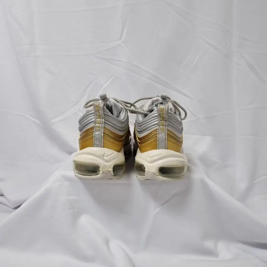 [BUNJANG] Nike Air Max 97 Metallic Silver Gold Sneakers / 빈티지하서 245 나이키 에어맥스 97 메탈릭 실버 골드 스니커즈