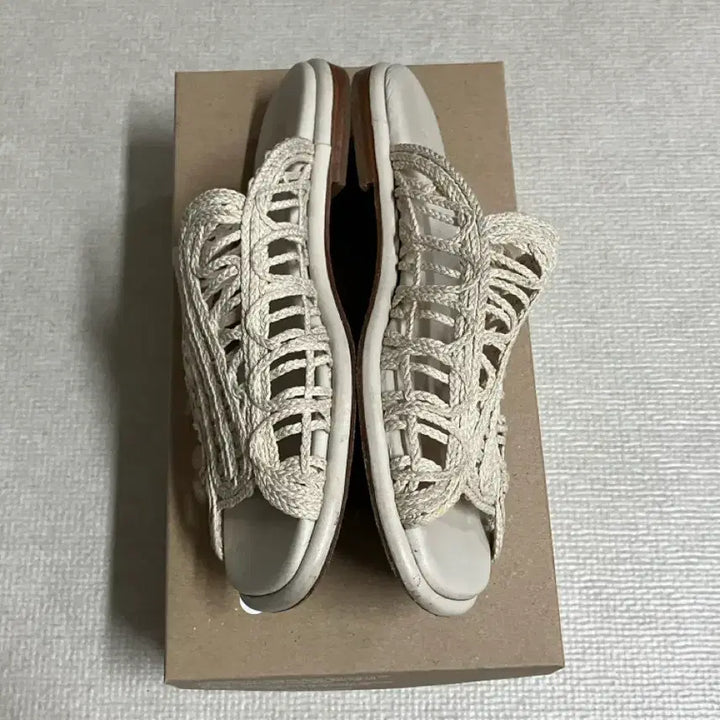 [BUNJANG] Hereu Canvas Slide Sandals / 헤레우 hereu 캔버스 슬라이드 샌들 슬리퍼 37