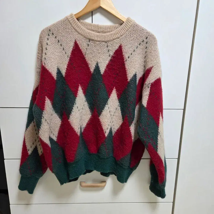 [SOLD OUT] 아가일니트 S사이즈 오버핏