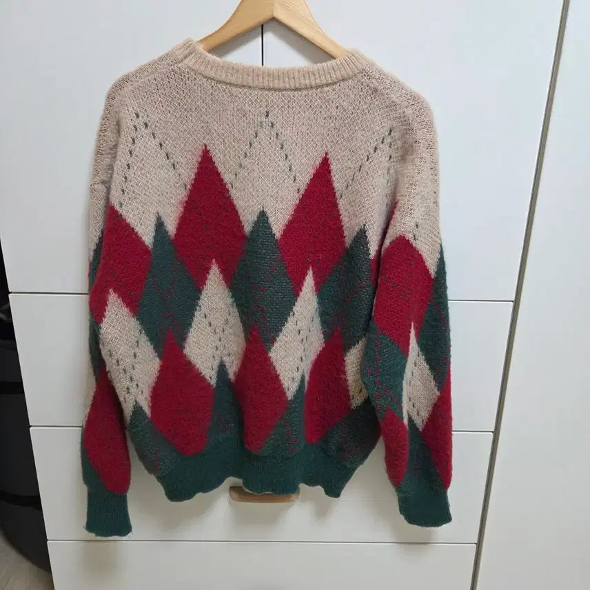 [SOLD OUT] 아가일니트 S사이즈 오버핏