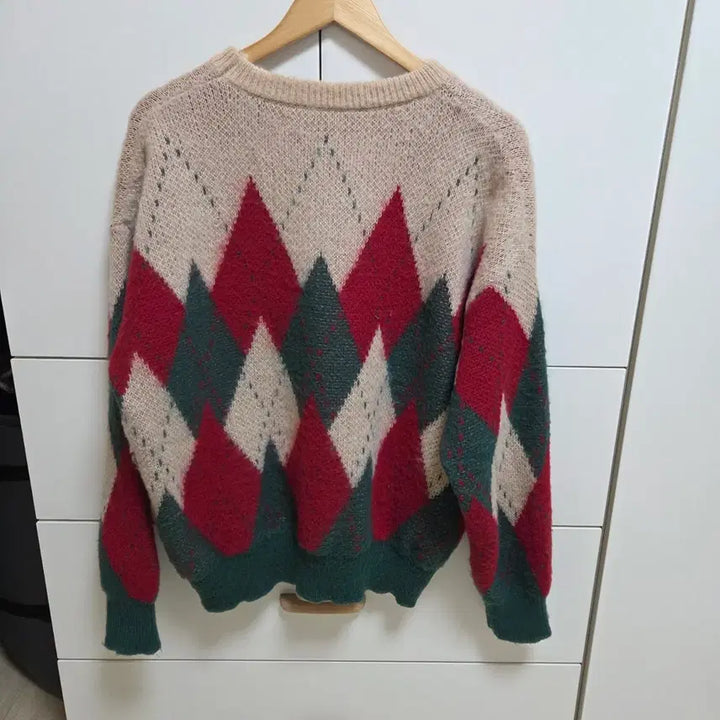 [SOLD OUT] 아가일니트 S사이즈 오버핏