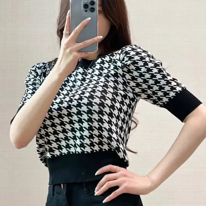 [BUNJANG] Houndstooth Checkered Short Sleeve Knit Top / 하운드투스 체크 반팔 니트