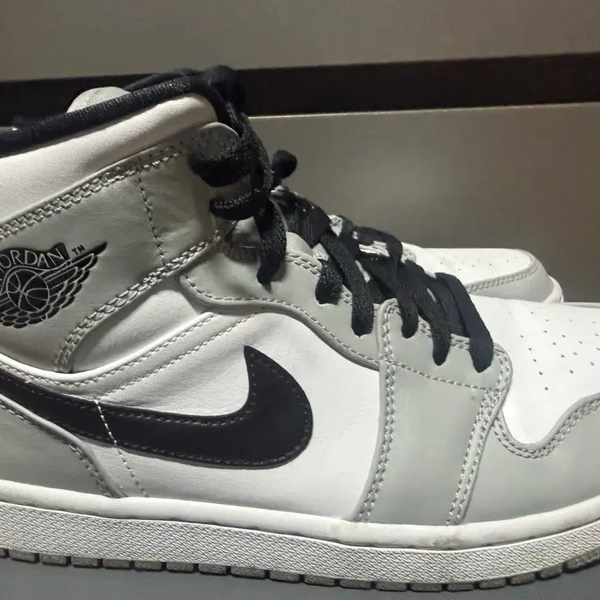 [BUNJANG] Jordan Mid Smoke Grey (265) Sneakers / 조던 미드라이트 스모크그레이 (265)