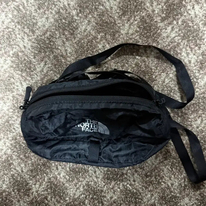 [BUNJANG] The North Face Mini Hip Sack Crossbody Bag / 노스페이스 미니 힙색 크로스백
