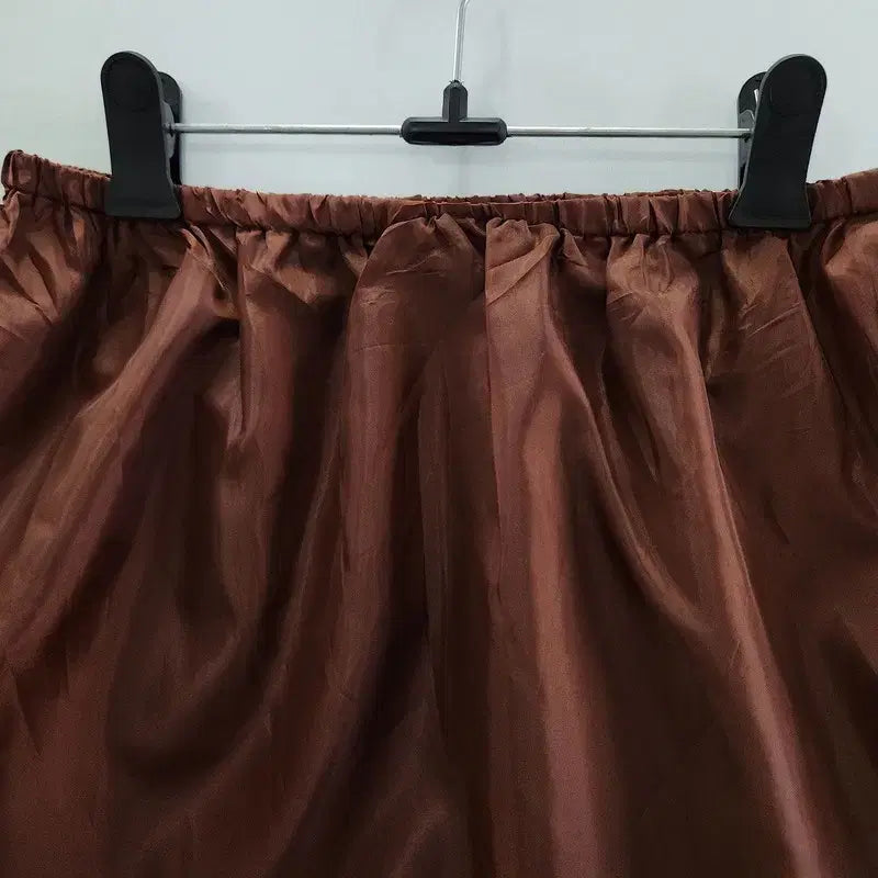 [BUNJANG] Vintage Y2K Minimalist Satin Brown Skirt / 빈티지 Y2K 미니멀 새틴 브라운 스커트