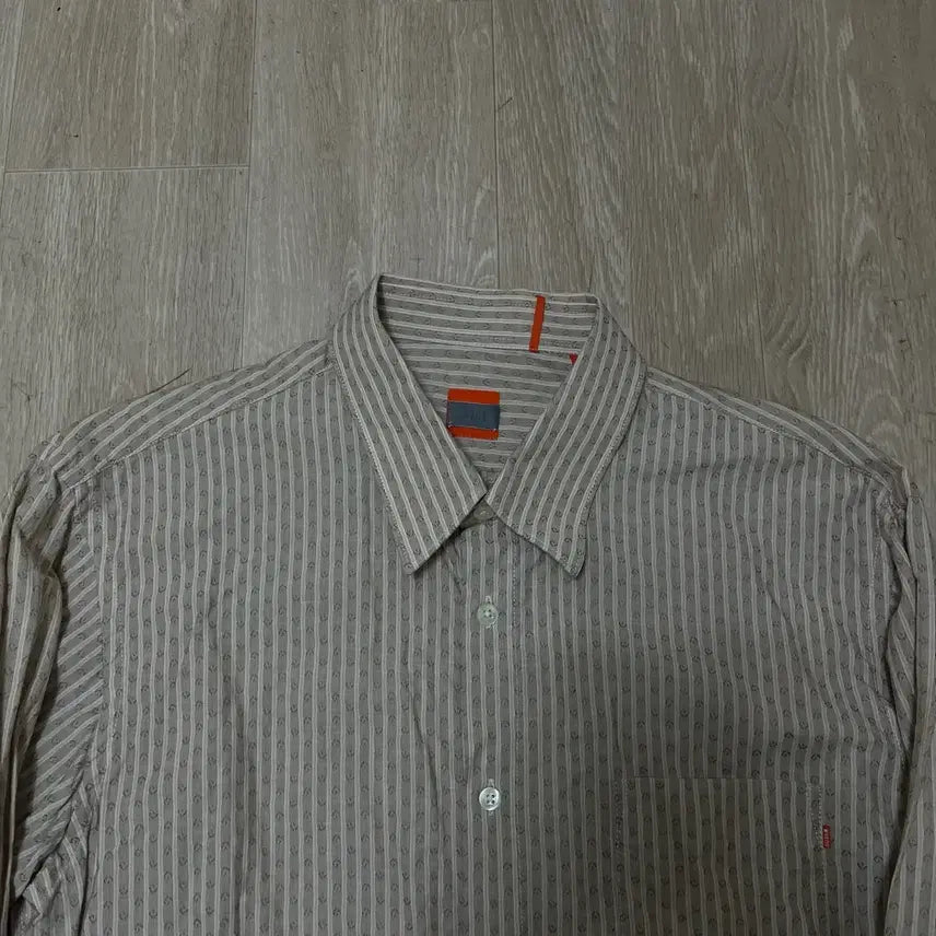 [SOLD OUT] 휴고 보스 오렌지 라벨 스트라이프 포켓 긴팔셔츠 [베이지] L/100