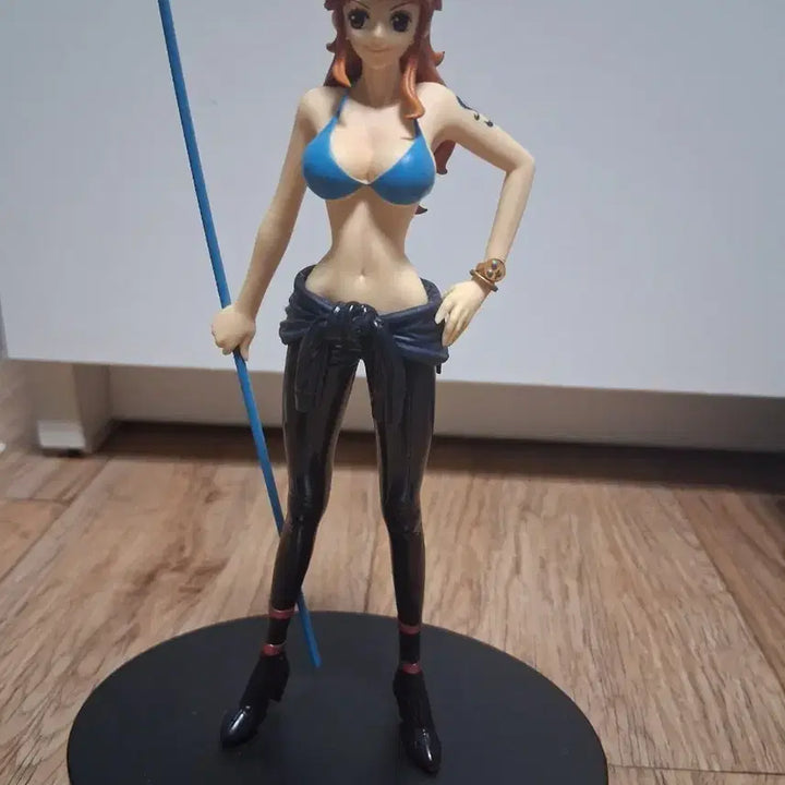 [BUNJANG] One Piece Nami Figure / 원피스 나미 피규어