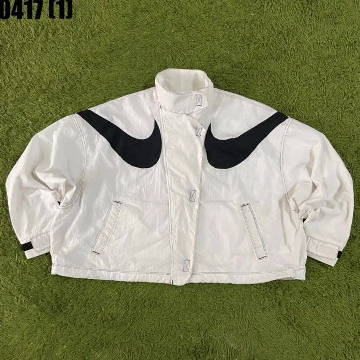 [SOLD OUT] 나이키 빅스우시 화이트 바람막이 자켓 L