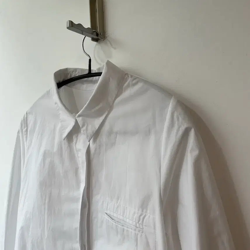 [SOLD OUT] 화이트 카라 포켓 셔츠 55