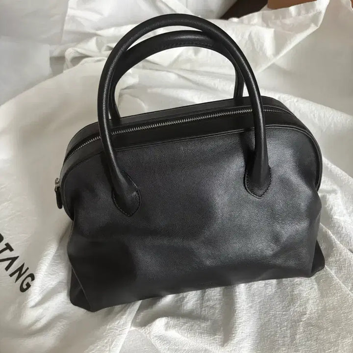 [SOLD OUT] 파흐탱  ADELE BAG washed black