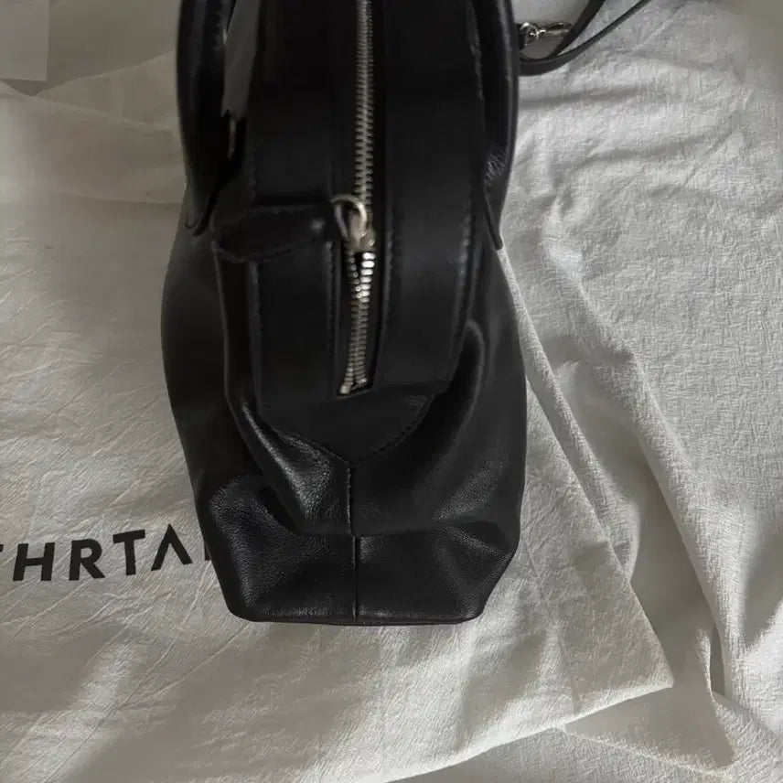 [SOLD OUT] 파흐탱  ADELE BAG washed black