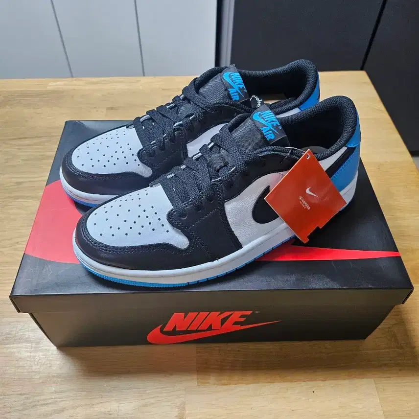 [SOLD OUT] 조던1로우 레트로 OG 블랙 앤 다크 파우더 블루