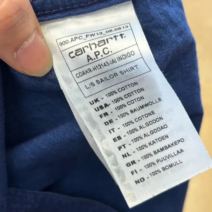 [BUNJANG] A.P.C. x Carhartt Two Pocket Navy Shirt / XS 아페세x칼하트 투포켓 네이비 셔츠
