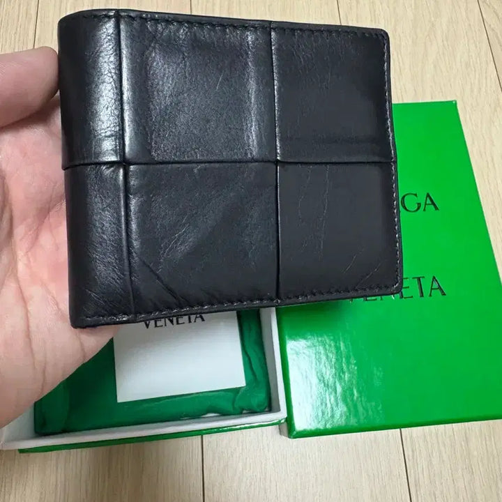 [BUNJANG] Bottega Veneta Leather Cassette Bifold Wallet / 정품 보테가베네타 레더 카세트 반지갑