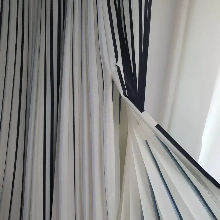[BUNJANG] System Black Stripe Pleated Long Skirt / 한섬 시스템 블랙 스트라이프 플리츠 롱스커트