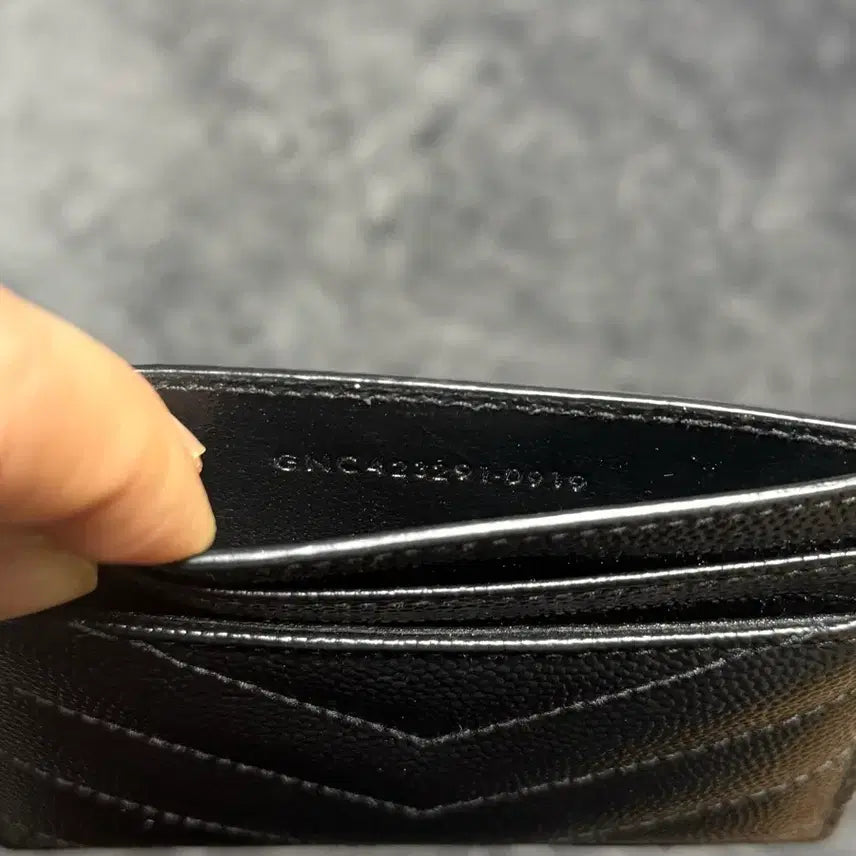 [SOLD OUT] 입생로랑 카드지갑 금장