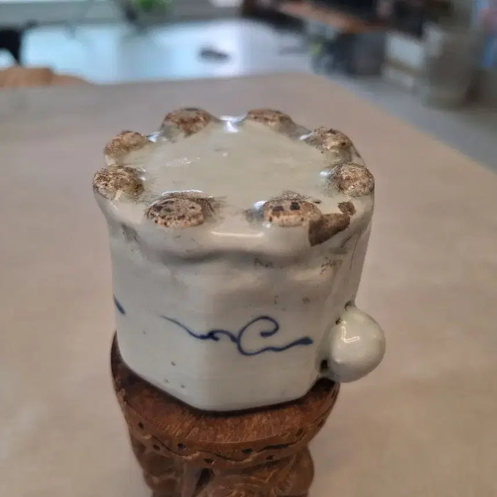 [BUNJANG] Joseon Dynasty Celadon Porcelain Octagonal Ink Stone / 팔각연적