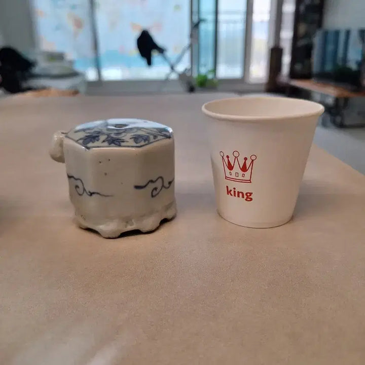 [BUNJANG] Joseon Dynasty Celadon Porcelain Octagonal Ink Stone / 팔각연적