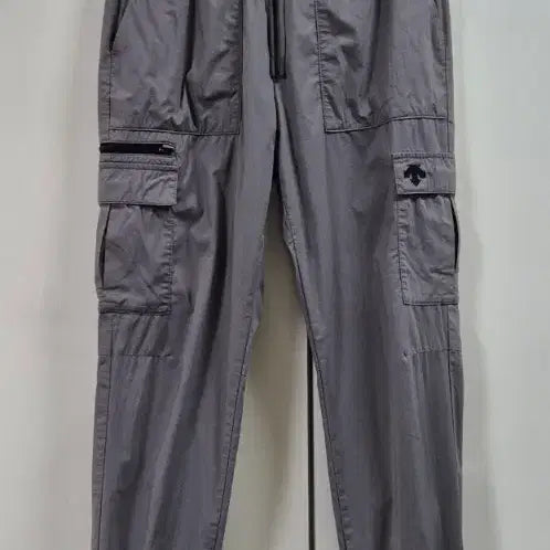 [SOLD OUT] 데상트 고급 카고 조거팬츠 남자 32~33싸이즈 그레이계열